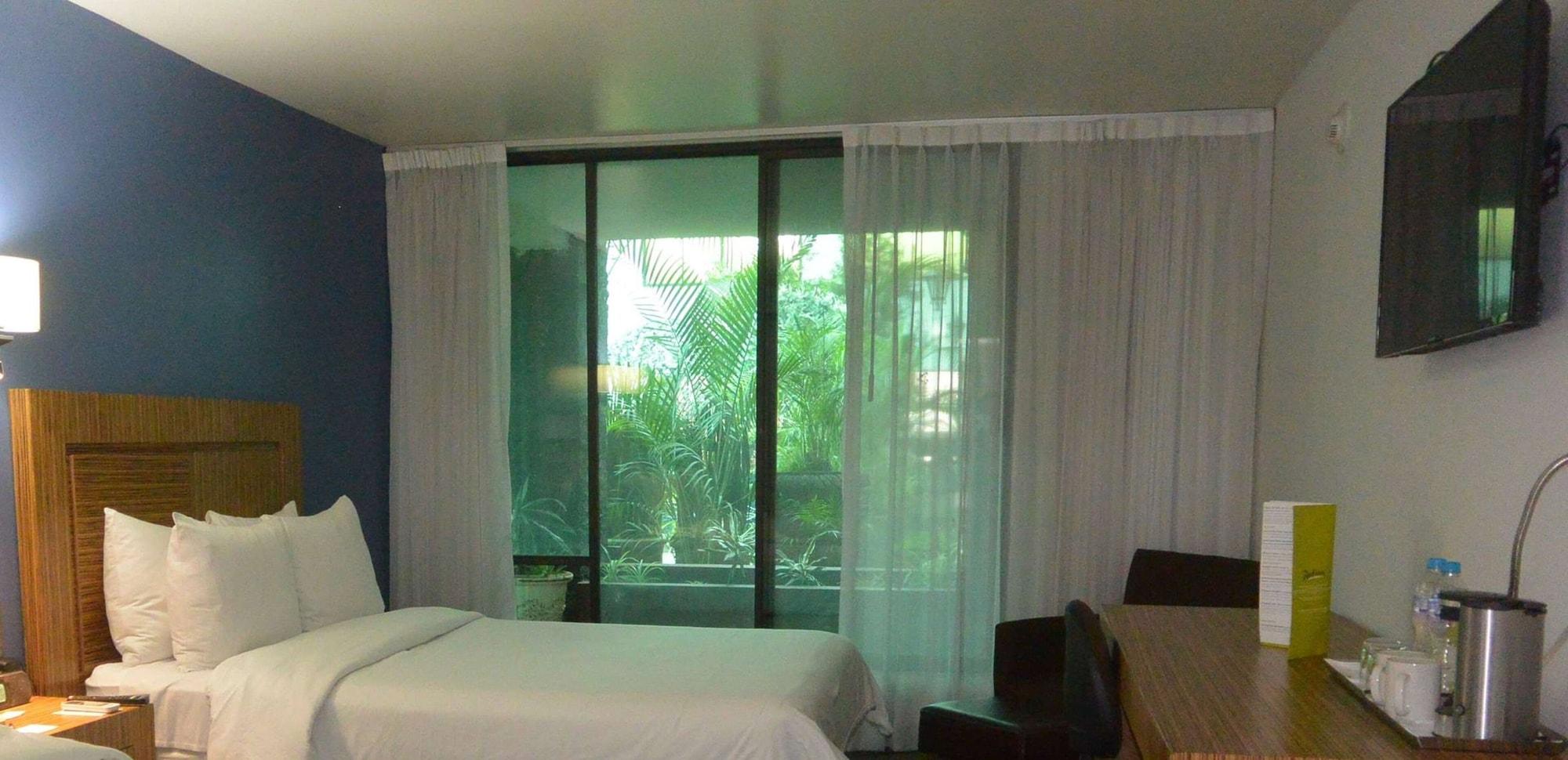 Radisson Hotel & Convention Center Toluca Buitenkant foto