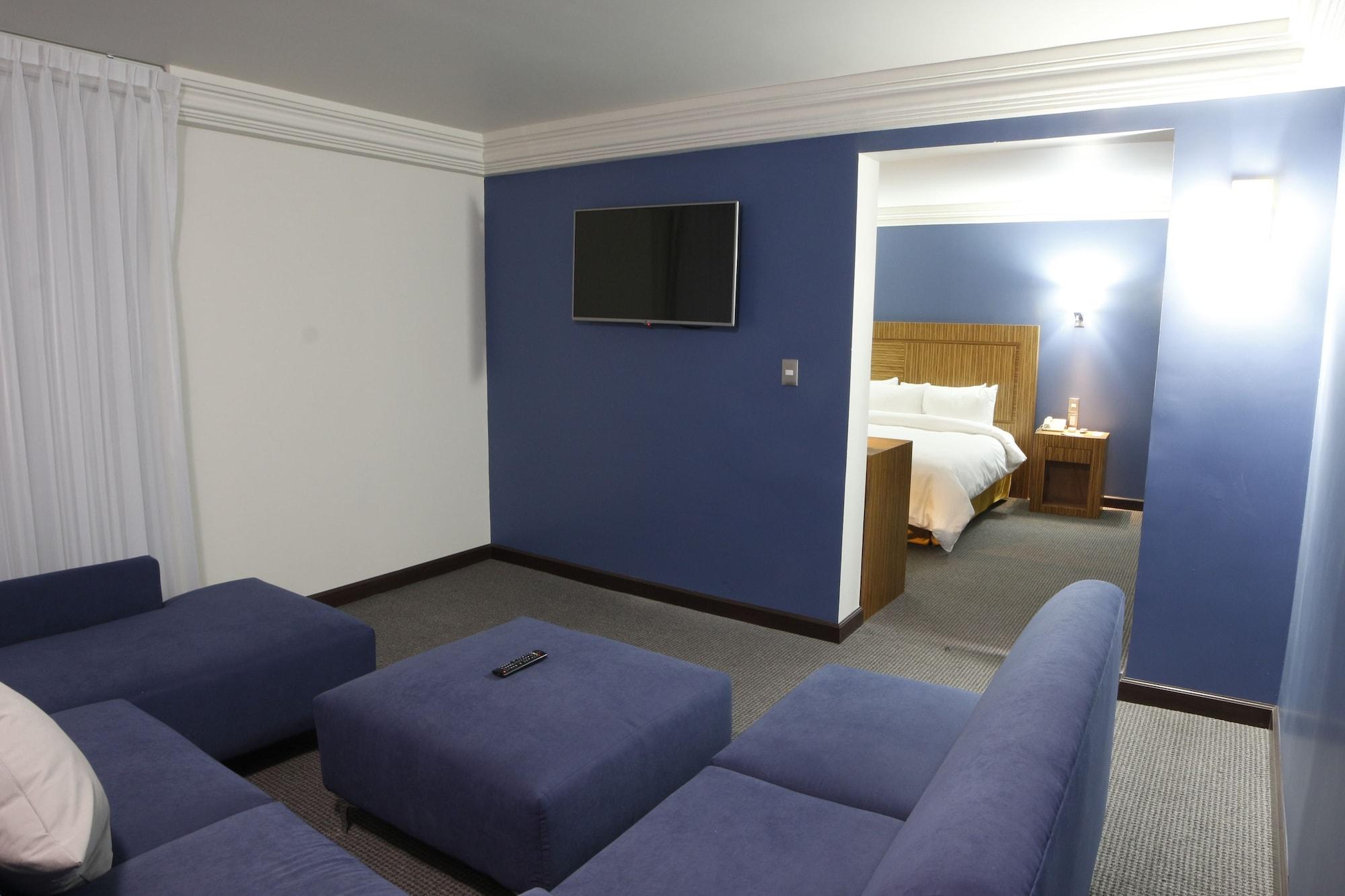 Radisson Hotel & Convention Center Toluca Buitenkant foto