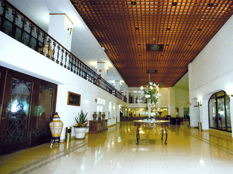 Radisson Hotel & Convention Center Toluca Buitenkant foto
