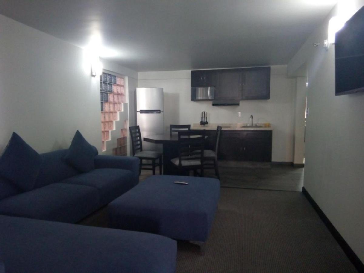 Radisson Hotel & Convention Center Toluca Buitenkant foto